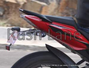 New-Bajaj-Pulsar-200-NS-with-Fuel-Injection-Spy-Shots-rush-lane-26