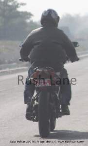 New-Bajaj-Pulsar-200-NS-with-Fuel-Injection-Spy-Shots-rush-lane-8