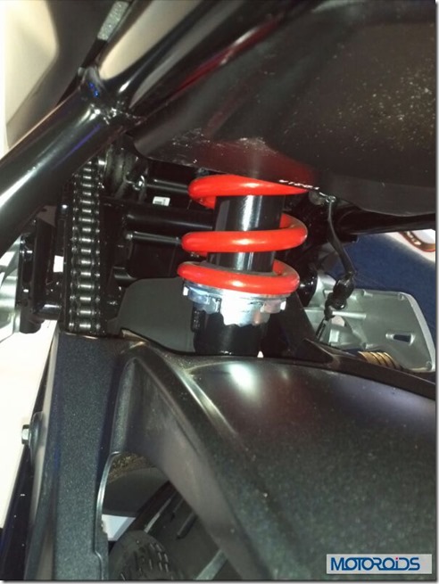 Suzuki GIXXER 150  12