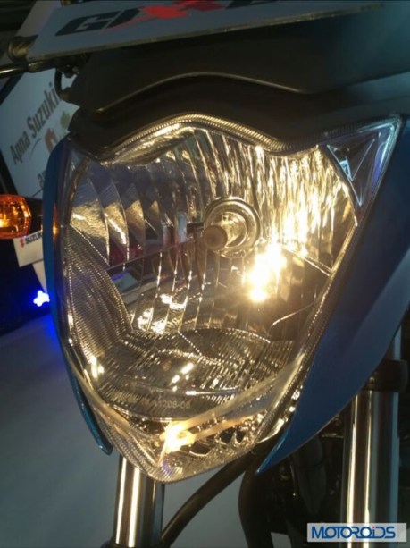 Suzuki-GIXXER-150-20.jpg