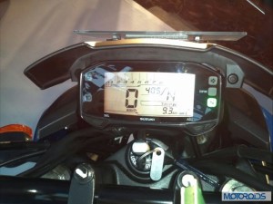 Suzuki-GIXXER-150-8.jpg