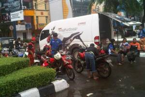 yamaha bantu korban banjir lintas merk&nbsp;7