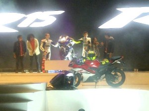 yamaha-R15-indonesia.jpg