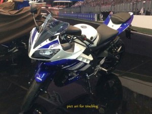 Yamaha-R15-Indonesia.jpg