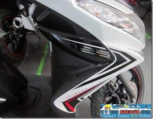 Yamaha-Xeon-RC-new-Stripe-1_thumb.jpg