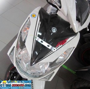 Yamaha-Xeon-RC-new-Stripe-2.jpg