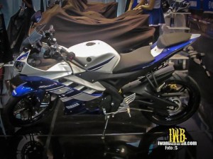 yamaha-YZF-R15-Indonesia.jpg
