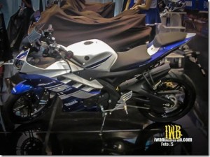 yamaha-YZF-R15-Indonesia_thumb.jpg