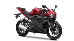 2014-Yamaha-YZF-R125-EU-Anodized-Red-Studio-001