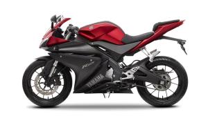 2014-Yamaha-YZF-R125-EU-Anodized-Red-Studio-006