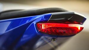 2014-Yamaha-YZF-R125-EU-Race-Blu-Detail-008
