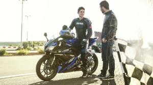 2014-Yamaha-YZF-R125-EU-Race-Blu-Static-006