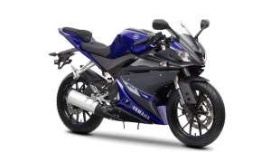 2014-Yamaha-YZF-R125-EU-Race-Blu-Studio-001.jpg