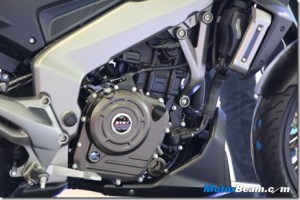 Bajaj-Pulsar-CS400-Engine_thumb.jpg