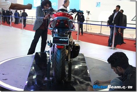 Bajaj-Pulsar-CS400-Rear (1)