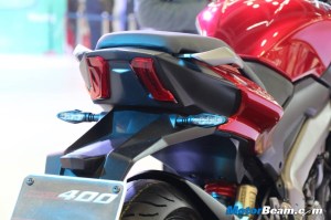 Bajaj-Pulsar-CS400-Tail.jpg