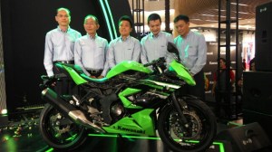 kawasaki ninja 250 RR mono&nbsp;launching