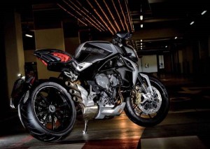 mv-agusta-brutale-dragster-800-01.jpg