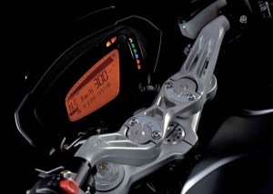 mv-agusta-brutale-dragster-800-06