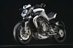 mv-agusta-brutale-dragster-800-09 (Small)