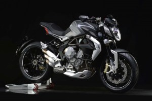 mv-agusta-brutale-dragster-800-22 (Small)
