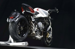 mv-agusta-brutale-dragster-800-25 (Small)
