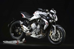 mv-agusta-brutale-dragster-800-27 (Small)