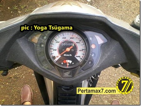 Review Honda revo 100 1