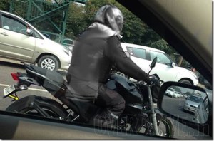 Spied-new-Yamaha-FZ-Update-1_thumb.jpg