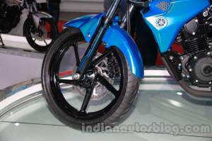 Yamaha-FZ-S-Concept-Auto-Expo-wheel-1024×682