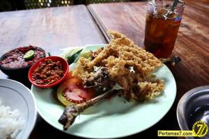 Ayam Goreng Pak Cipto Sukoharjo&nbsp;16