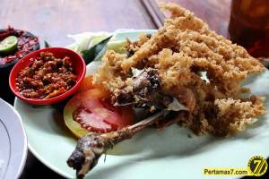Ayam Goreng Pak Cipto Sukoharjo&nbsp;17