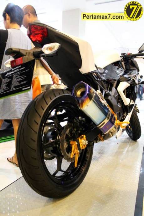 Launching Kawasaki Ninja 250 RR mono Yogyakarta 105