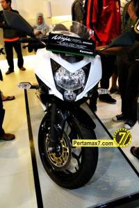 Launching Kawasaki Ninja 250 RR mono Yogyakarta&nbsp;3