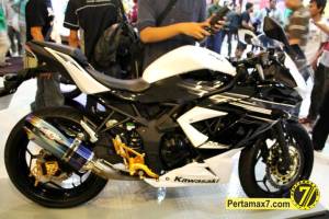 Launching Kawasaki Ninja 250 RR mono Yogyakarta&nbsp;74