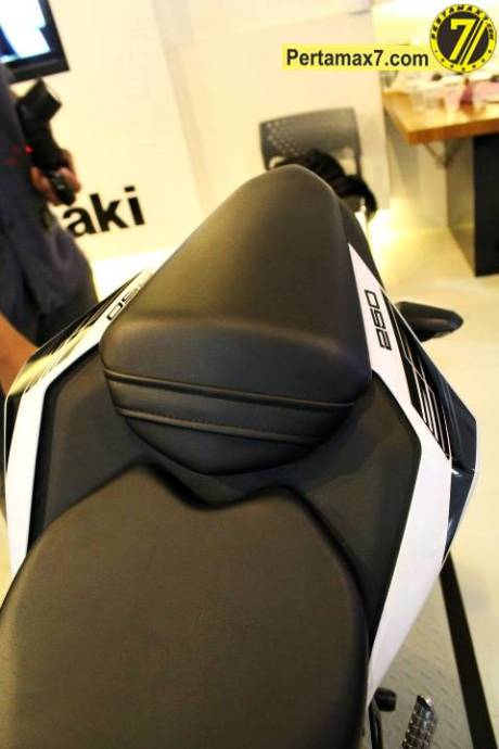 Launching Kawasaki Ninja 250 RR mono Yogyakarta 78