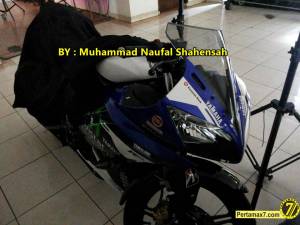 YAMAHA YZF-R15 V2.0 Movistar Motogp Livery&nbsp;1