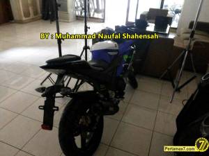 YAMAHA YZF-R15 V2.0 Movistar Motogp Livery&nbsp;2