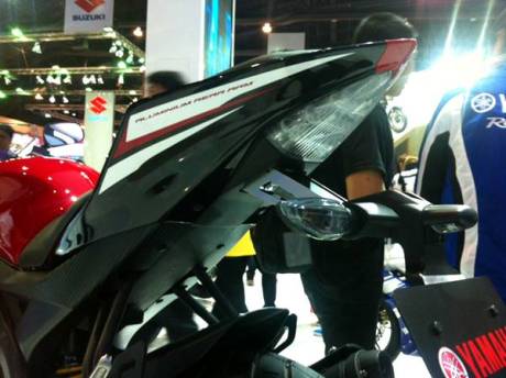 Yamaha YZF-R15 V2.0 Thailand 10