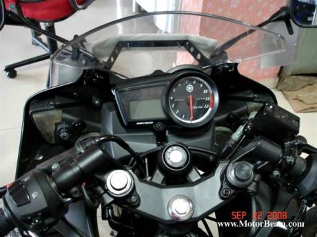 Yamaha YZF-R15 V2.0 Thailand 7