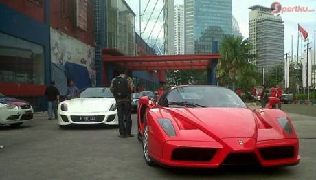 garuda-indonesia-bersama-ferrari-indonesia-mengadakan-lelang-ama-201112191046136664