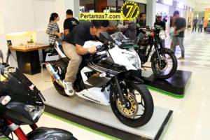 Launching Kawasaki Ninja 250 RR mono Yogyakarta&nbsp;148