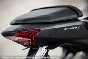Review-2014-Yamaha-MT-07-14
