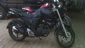Yamaha-FZ-Facelift-Spy-Shot-Side