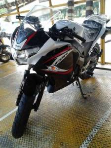 Honda CBR150R 2014 New Colour&nbsp;1