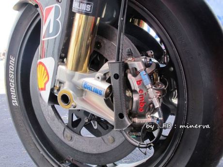 motogp-tech-04-0913-lgn