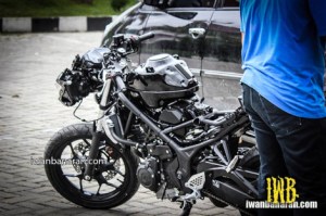 YZF_R25-naked-4
