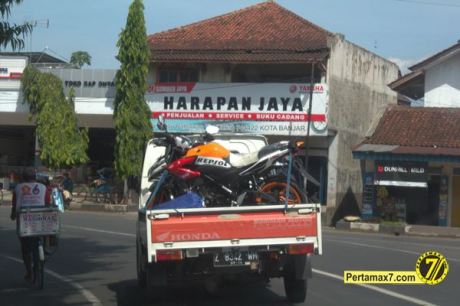 Honda CB150R streetfire Livery Repsol 14