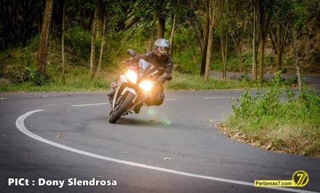Testride Yamaha YZF-R15 Indonesia 13
