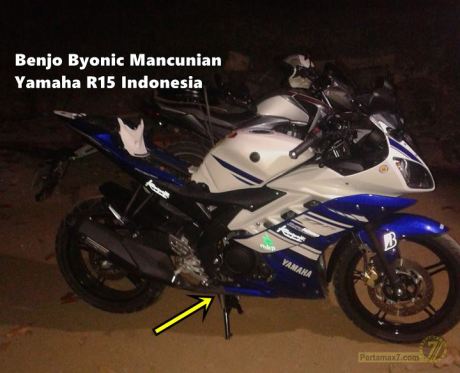 Yamaha R15 pakai standart tengah Vixion
